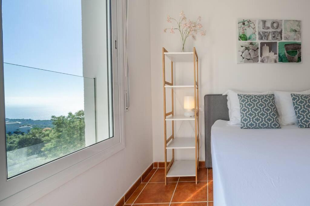 Villa Lovely Breeze, Heerlijk Familiehuis, 7Pers. يوريت دي مار المظهر الخارجي الصورة