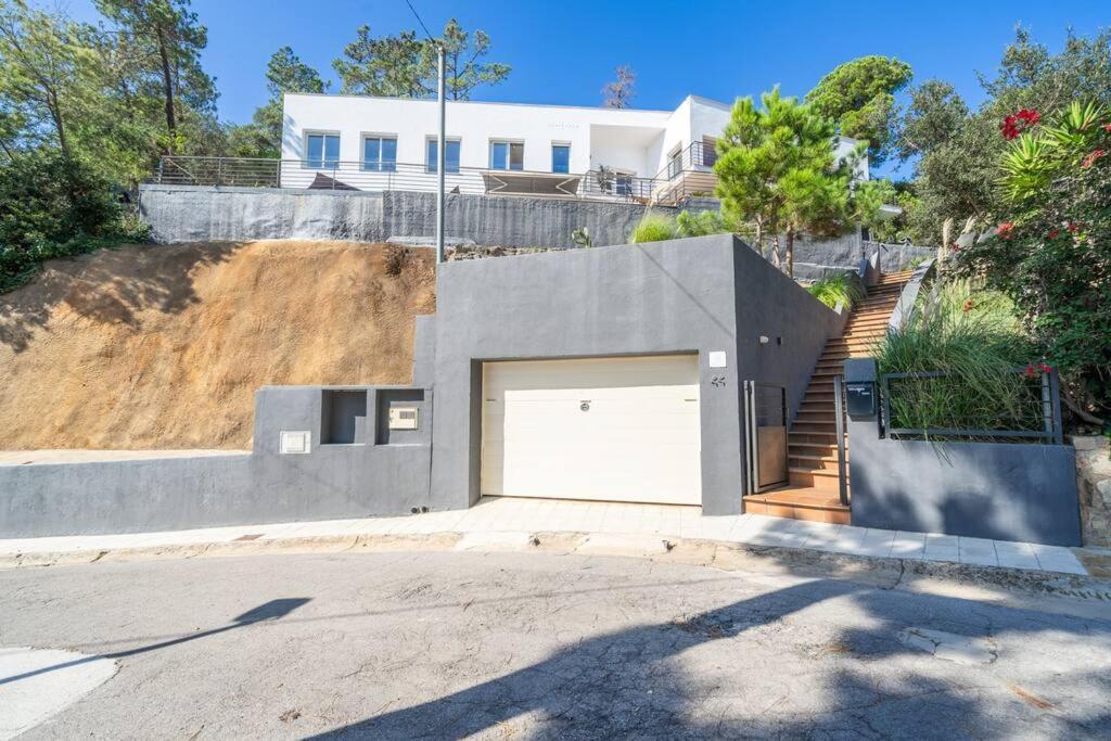 Villa Lovely Breeze, Heerlijk Familiehuis, 7Pers. يوريت دي مار المظهر الخارجي الصورة